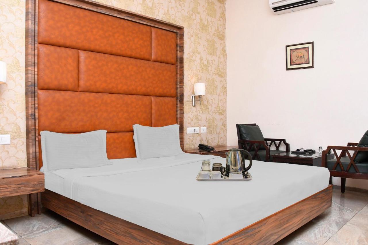 Townhouse 900 Hotel Surya Palace Bhilai Kültér fotó