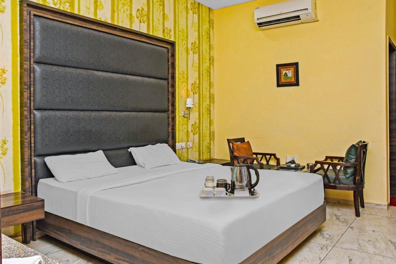 Townhouse 900 Hotel Surya Palace Bhilai Kültér fotó