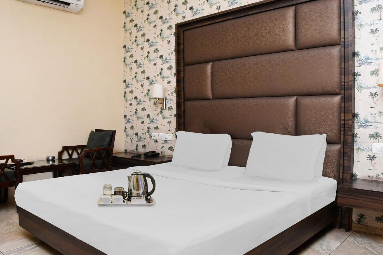 Townhouse 900 Hotel Surya Palace Bhilai Kültér fotó