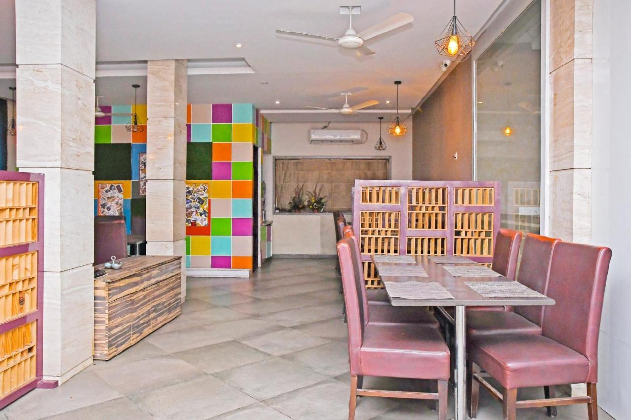 Townhouse 900 Hotel Surya Palace Bhilai Kültér fotó